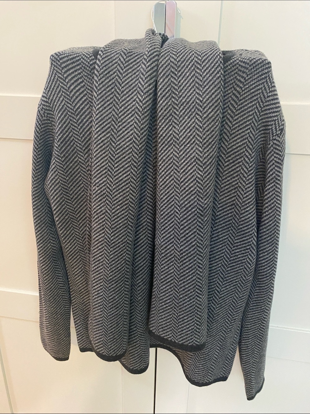 Talbots Gray Herringbone light merino wool knit Sweater Set with scarf